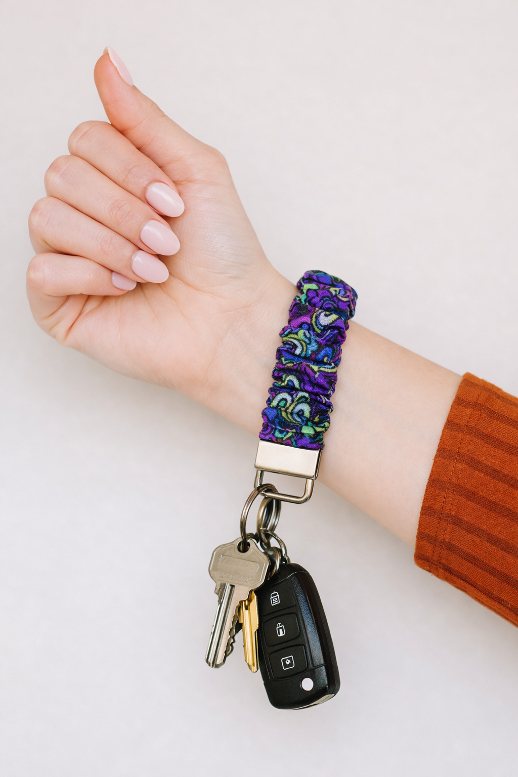 image Aurora Blend Scrunchie Key Fob done